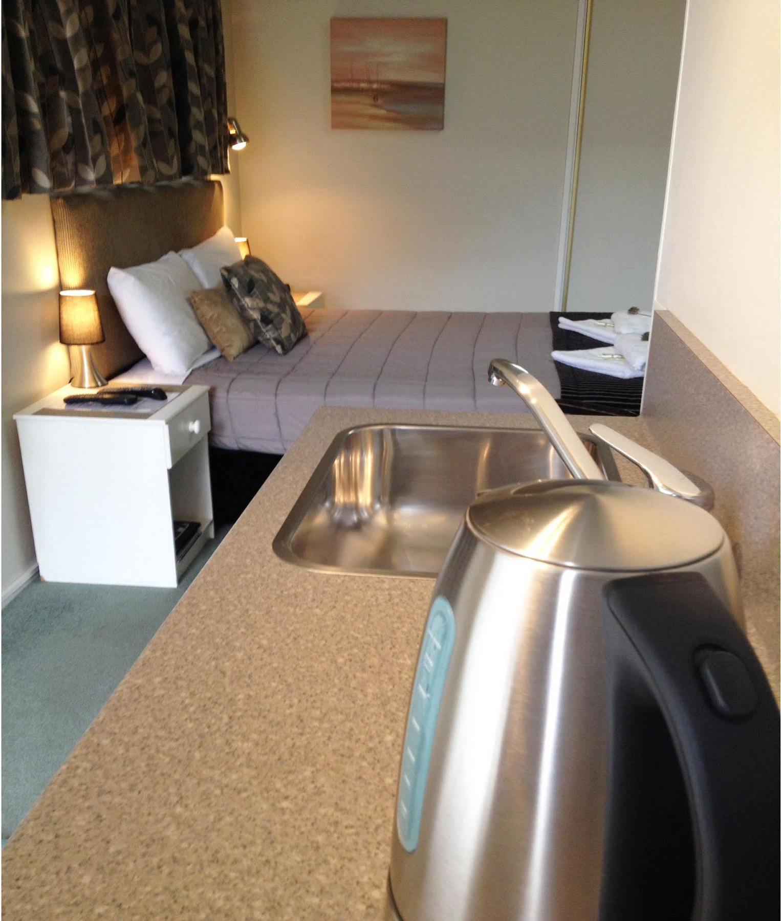 Aalton Motel Christchurch Exteriör bild